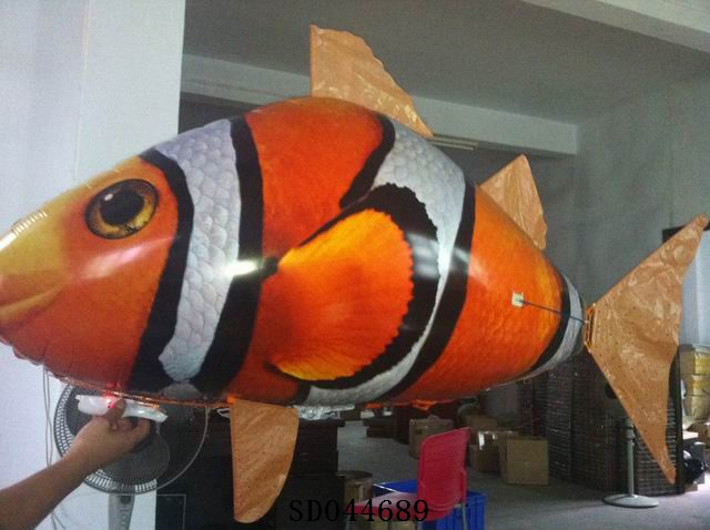 R/C Flying Clownfish R/C Flying Clownfish