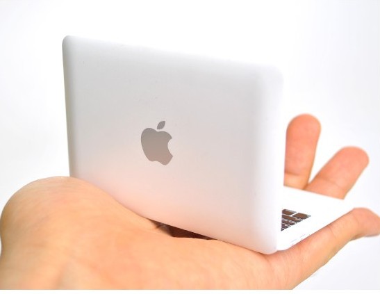 mini-macbook air mirror