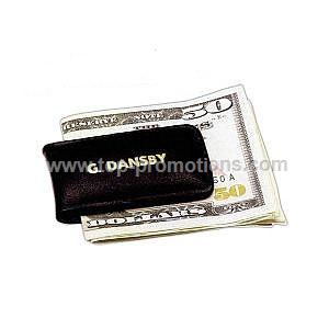 Leather money clip with magnet Leather money clip with magnet