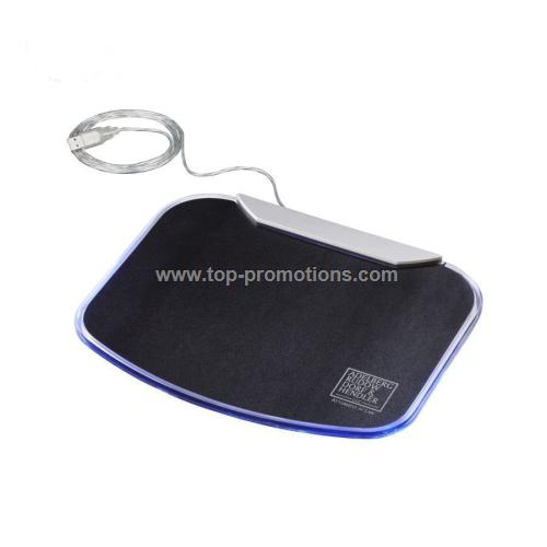 4-port USB hub mouse pad 4-port USB hub mouse pad