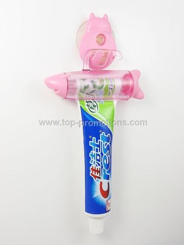 Extrusion press for toothpaste Extrusion press for toothpaste