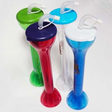 Plastic Yard Glass Plastic Yard Glass