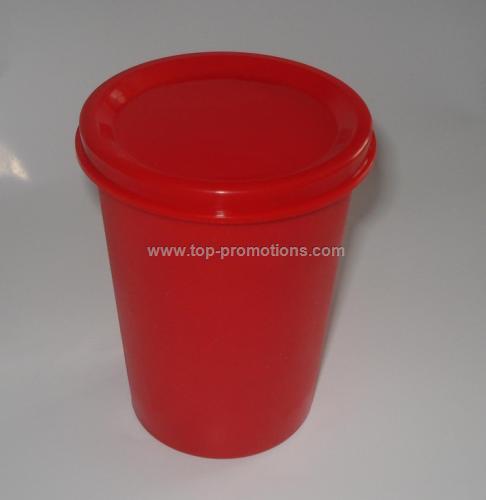 Cup with tight fitting lid Cup with tight fitting lid