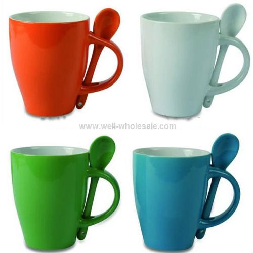 Color glazed ceramic coffee mug with spoon Color glazed ceramic coffee mug with spoon