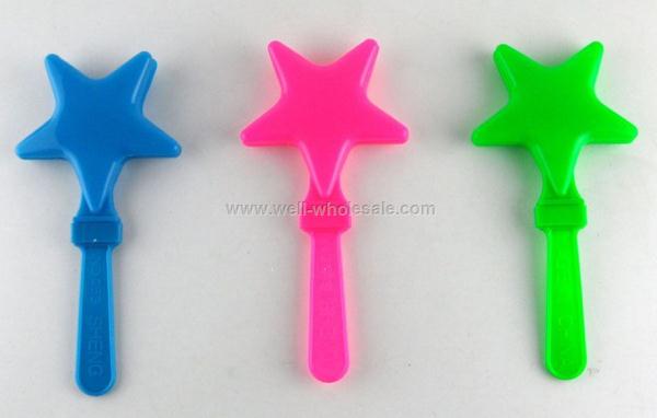 noise maker,clacker,noisy clapper noise maker,clacker,noisy clapper